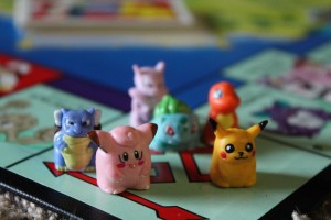 BOARD GAME REVIEW: Pokemon-edition Monopoly (1995) | Retro Chronicle